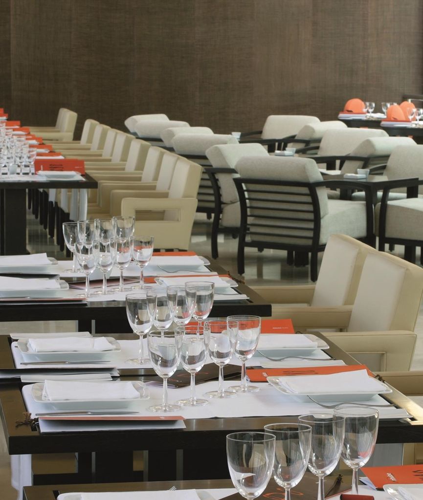 Hotel NH Alcorcón Restaurante foto