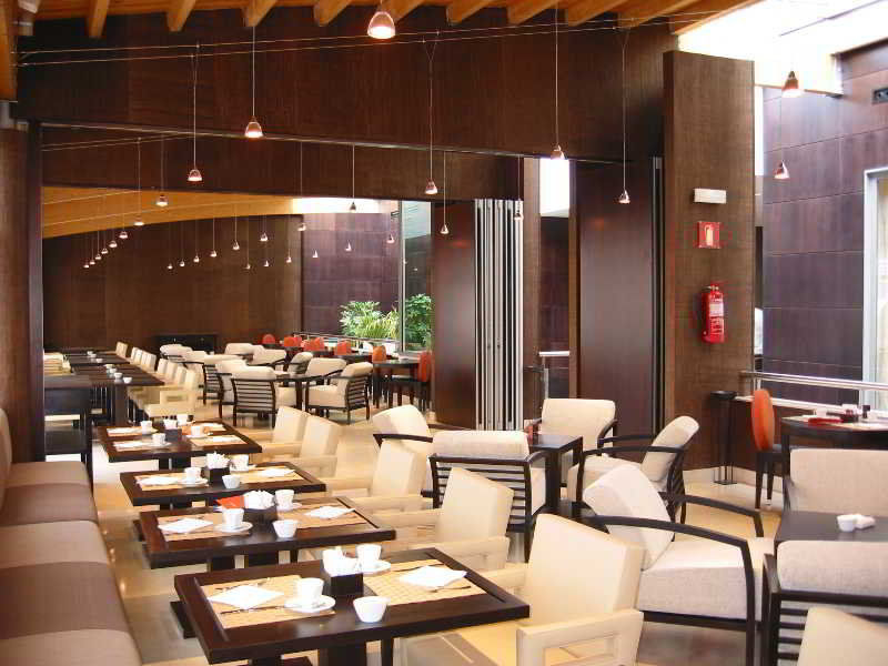 Hotel NH Alcorcón Exterior foto